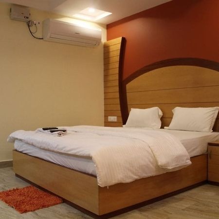Hotel Royal Palace Port Blair Exterior foto